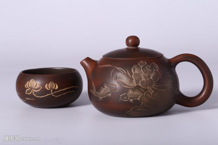 匠心與美顏 紫砂茶具與化妝品的藝術對話